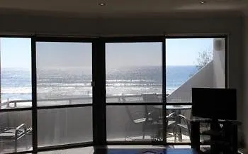 *** Апарт-отель Sandrift Beachfront Apartments Голд-Кост Австралия